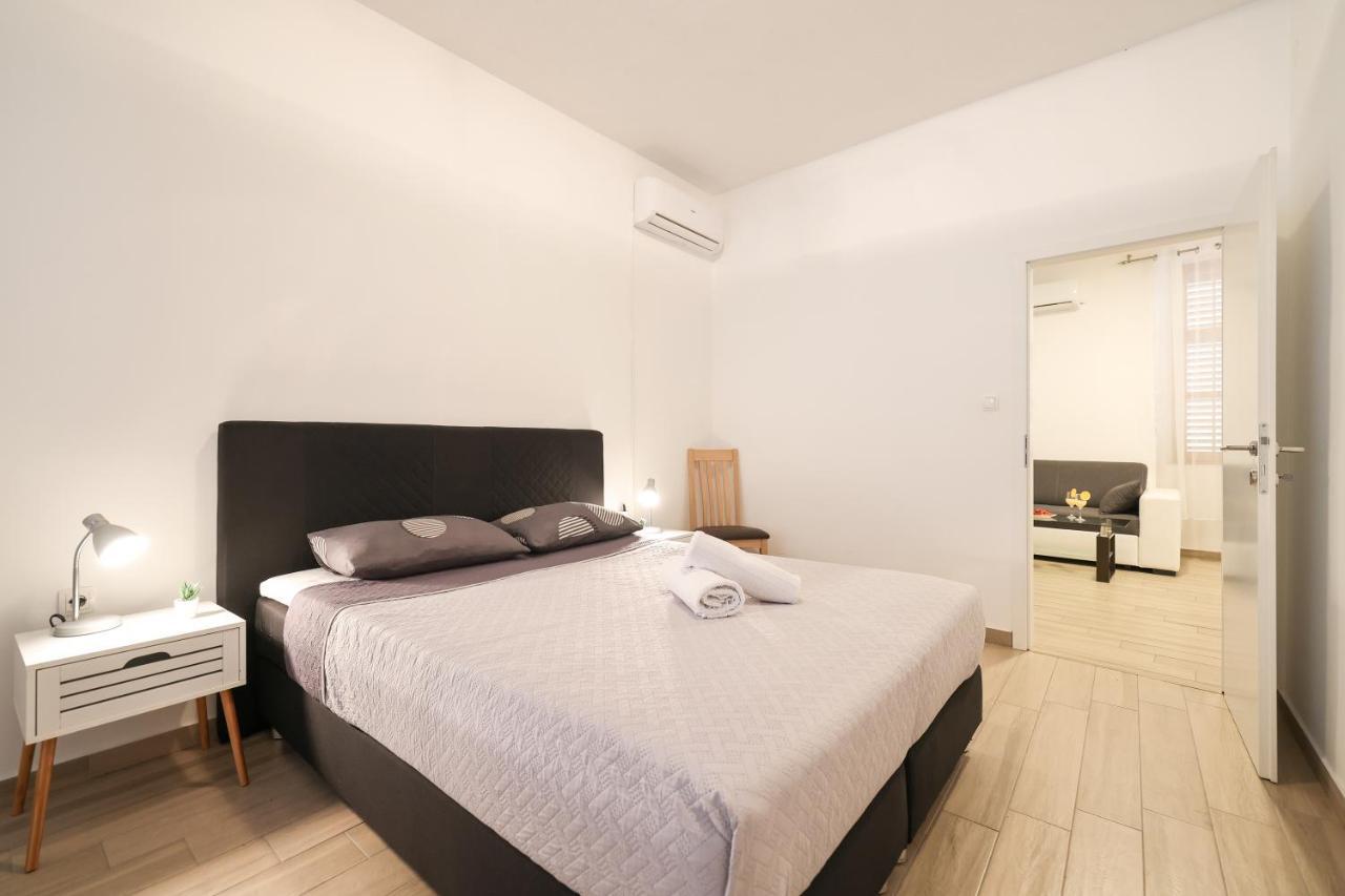 Old Town Donatello Apartment Zadar Luaran gambar
